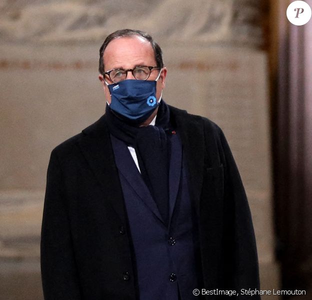 Francois Hollande - Le président de la République, Emmanuel Macron préside la cérémonie de panthéonisation de Maurice Genevoix, au Panthéon, Paris . © Stéphane Lemouton / Bestimage