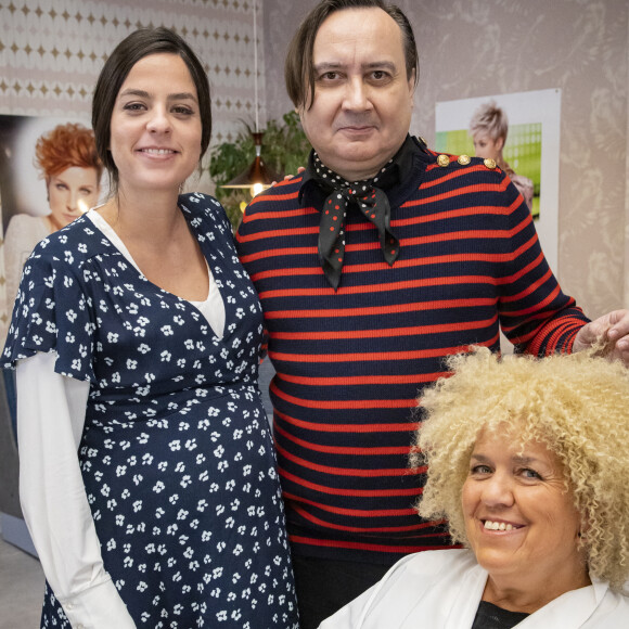 Exclusif - No web - Anouchka Delon, Michel Fau et Mimie Mathy - Sketch Le salon de coiffure - Backstage de l'enregistrement de l'émission "I love you coiffure" de M.Robin. Le 8 janvier 2020 © Cyril Moreau / Bestimage