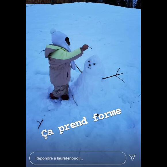 Laura Tenoudji en vacances à la montagne avec sson mari Christian Estrosi, leur fille Bianca, et son fils Milan.