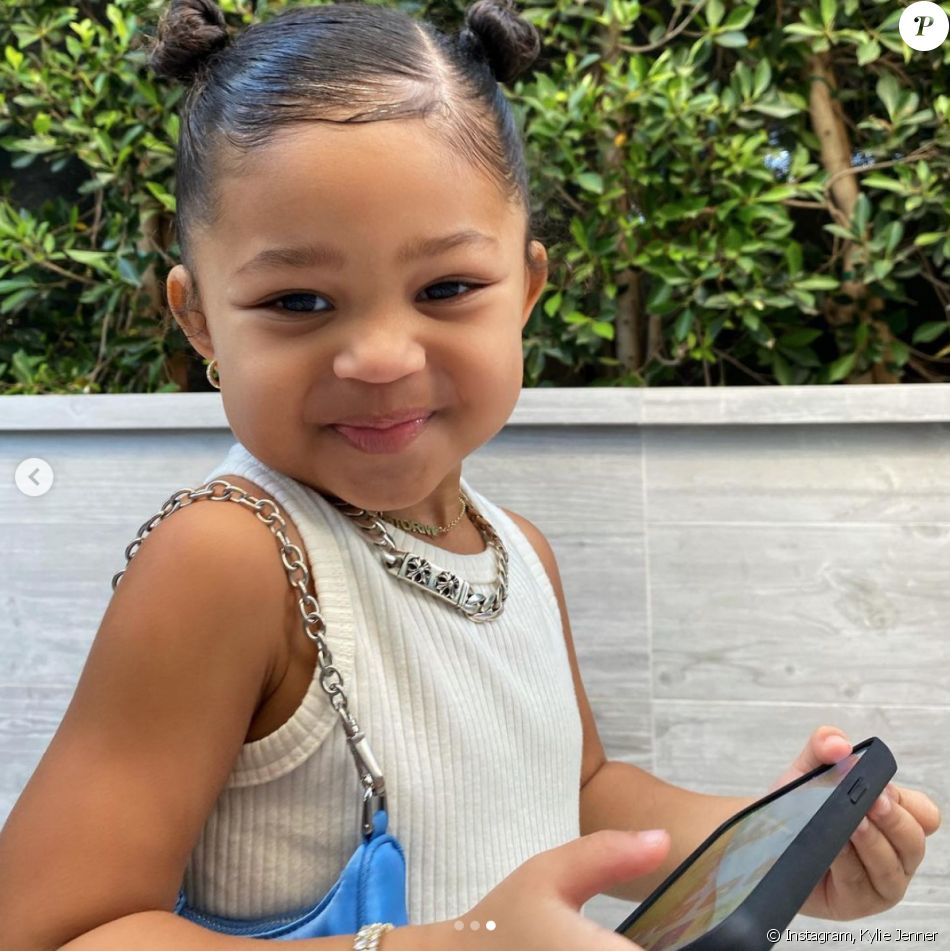 Stormi La Fille De Kylie Jenner Et Travis Scott Décembre 2020 Purepeople 