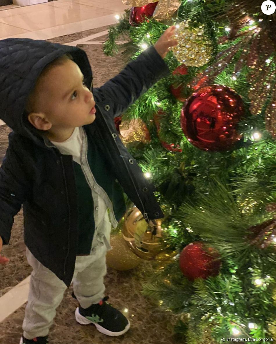 Santiago, le fils d'Eva Longoria en décembre 2019.
