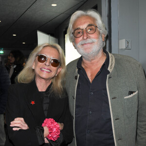 Véronique Sanson et son compagnon Christian Meilland - Générale du nouveau spectacle "Muriel Robin et Pof !" au Palais des Sports à Paris le 3 octobre 2019. © Coadic Guirec/Bestimage