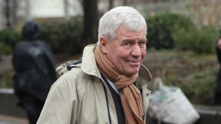Bruno Masure bisexuel - Mireille Dumas l'a forcé à faire son coming out : "Elle m'a bien baisé"