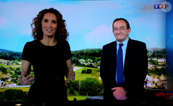 Marie-Sophie Lacarrau, la remplaçante de Jean-Pierre - Dernier JT de Jean-Pierre Pernaut sur TF1 aprés 33 ans de présentation. Paris, le 18 Décembre 2020. © Dominique Jacovides / Bestimage