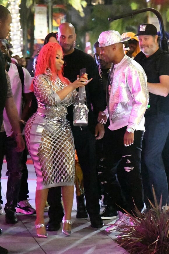 Nicki Minaj et son fiancé Kenneth Petty arrivent à la soirée de lancement de sa collaboration avec Fendi à Beverly Hills, le 15 octobre 2019.  