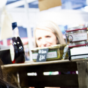 Karine Le Marchand (marraine de la CNDP (Commission nationale du débat public) et animatrice de lémission "L'amour est dans le pré") au 57ème salon International de l'Agriculture au parc des expositions de la porte de Versailles à Paris, France, le 23 février 2020. © Jean-Baptiste Autissier/Panoramic/Bestimage