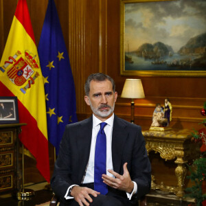 Le roi Felipe VI d'Espagne lors de son traditionnel discours de Noël du Palais Zarzuela à Madrid le 24 décembre 2020