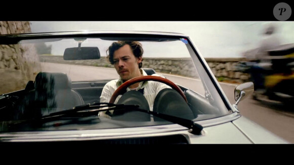 Harry Styles sur le tournage de son clip "Golden".