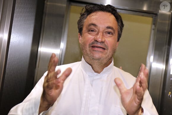 Exclusif - Le chef cuisinier Yves Camdeborde en rendez-vous à Paris, le 28 août 2020.