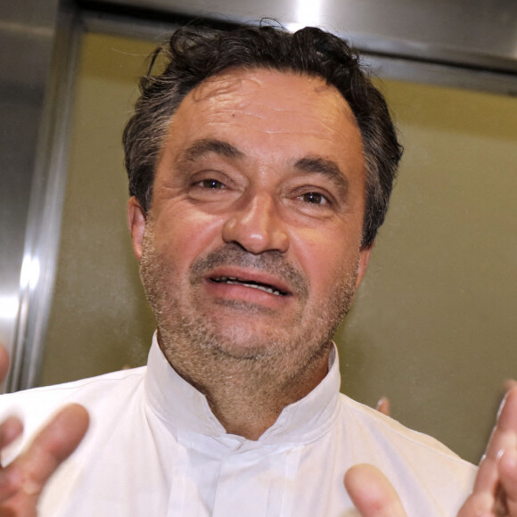 Exclusif - Le chef cuisinier Yves Camdeborde en rendez-vous à Paris, le 28 août 2020.