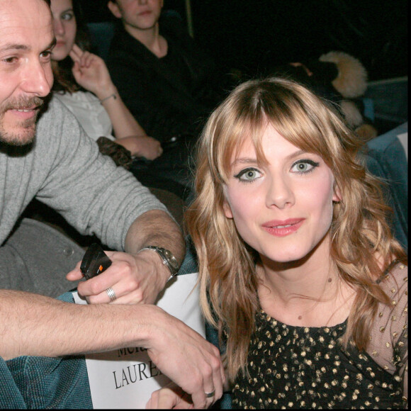 Julien Boisselier et Mélanie Laurent - Première du film "Paris" au Pavillon Gabriel.