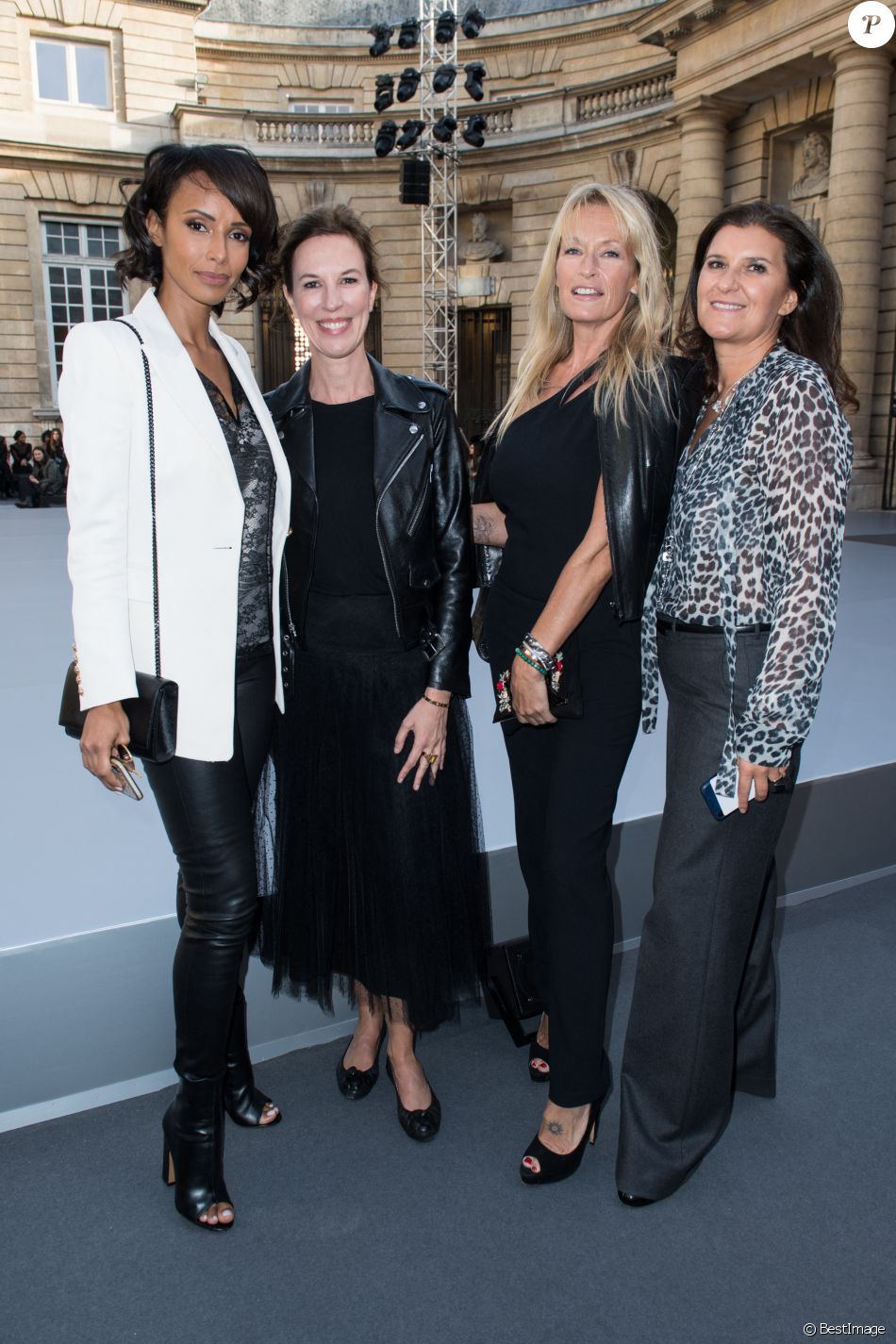Sonia Rolland, Estelle Lefébure, Delphine Viguier-Hovasse - Les people au défilé L'Oréal Paris 2019 à la Monnaie de Paris le 28 septembre 2019 pendant la fashion week.