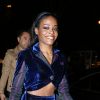 Azealia Banks se rend au défile Etam collection prêt-à-porter automne-hiver lors de la fashion week à la Bourse du Commerce à Paris.