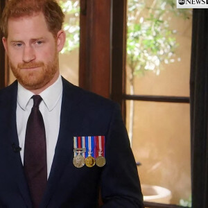 Le prince Harry fait une déclaration à l'occasion du festival " 2020 Stand Up for Heroes Comedy" le 19 novembre 2020.