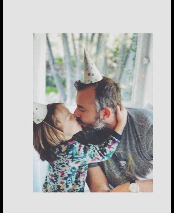 Mélanie Maudran partage une photo de son mari et de l'un de ses fils, le 17 janvier 2021