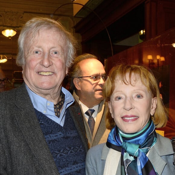 Claude Rich et sa femme Catherine - Générale de la pièce "La porte à côté" au Théâtre Édouard VII à Paris. Le 10 février 2014.