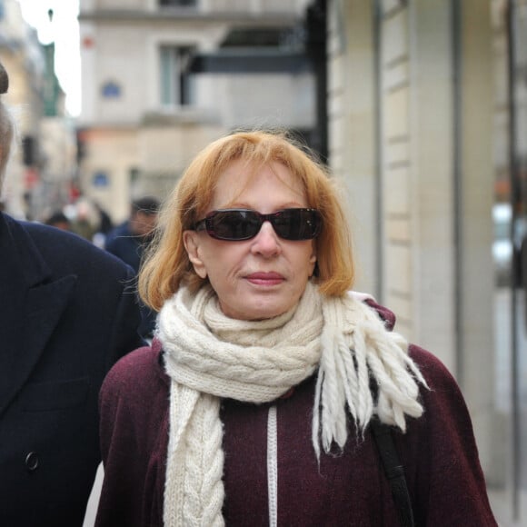 Claude Rich et sa femme Catherine - Obsèques de Bernard Dheran à l'&glise St Roch à Paris. Le 5 février 2012.