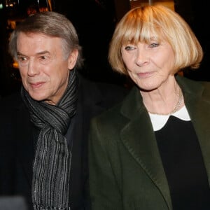 Salvatore Adamo et sa femme Nicole - Photocall à l'occasion de la présentation du nouveau spectacle du Lido "Paris Merveilles" à Paris.