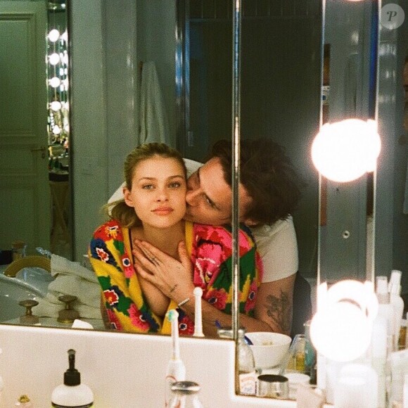 Brooklyn Beckham et sa petite-amie Nicola Peltz sur Instagram, le 18 avril 2020.