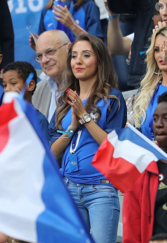 Tiziri Digne au match d'ouverture de l'Euro 2016, France-Roumanie au Stade de France, le 10 juin 2016. © Cyril Moreau/Bestimage10/06/2016 - Saint-Denis