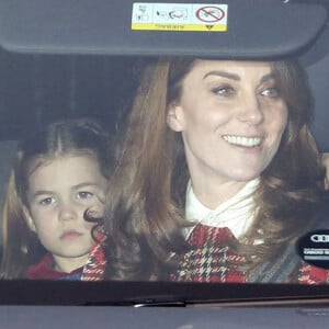 Catherine Kate Middleton, duchesse de Cambridge, la princesse Charlotte - Les membres de la famille royale à la sortie du déjeuner de Noël au palais de Buckingham à Londres le 18 décembre 2019.