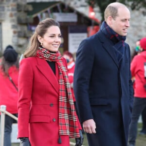 Le prince William, duc de Cambridge, Catherine Kate Middleton, duchesse de Cambridge lors d'une visite du chateau de Cardiff.