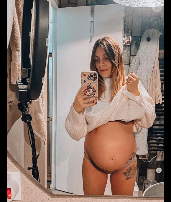 Alexia Mori enceinte de son troisième enfant, le 6 janvier 2021