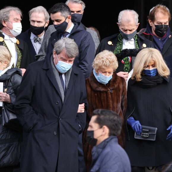 Xavier Darcos, Hélène Carrère d'Encausse, Brigitte Macron et José Pietroboni - Sorties de la messe anniversaire à la mémoire de Pierre Cardin en l'église de La Madeleine à Paris. Le 29 janvier 2021