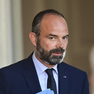 Info - L'ex-Premier ministre Edouard Philippe testé positif au Covid-19 - Edouard Philippe - premier Ministre - Sortie de la réunion entre le gouvernement et les partenaires sociaux au palais de l'Elysée, le 24 juin 2020. © JB Autissier / Panoramic / Bestimage.