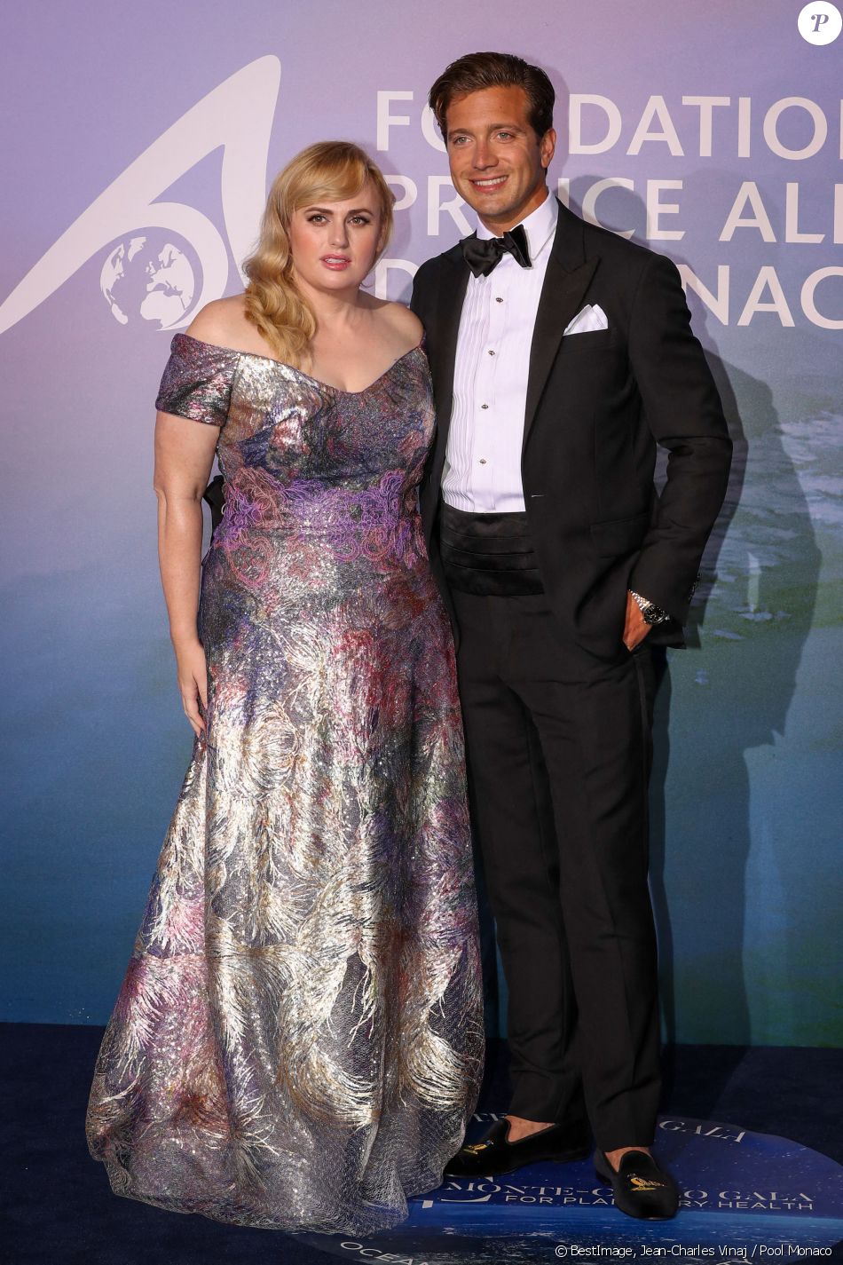 Rebel Wilson et son compagnon Jacob Busch lors du photocall du gala "Monte-Carlo Gala for Planetary Health" organisé par la Fondation Prince Albert II de Monaco. © Jean-Charles Vinaj / Pool Monaco / Bestimage