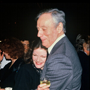Catherine Allégret et Yves Montand en soirée à La Villette en 1986.
