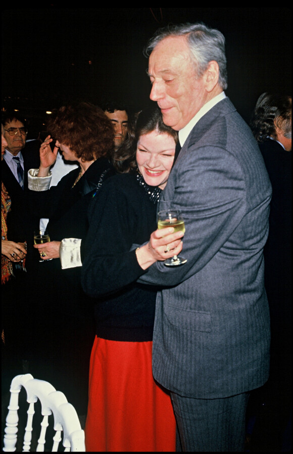 Catherine Allégret et Yves Montand en soirée à La Villette en 1986.