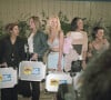 Archives - En France, à la Plaine-Saint-Denis, Kenza Braiga, Delphine Castex, Loana Petrucciani, Julie Demme et Laure De Lattre lors de l'émission Loft Story le 26 avril 2001.