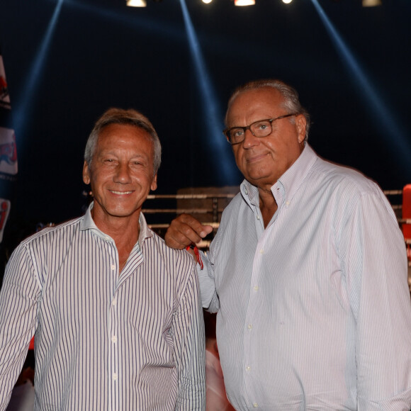 Daniel Moyne et Gérard Louvin à la 3ème édition de la "Fight Night" à Saint-Tropez. Les plus grands noms de la Boxe Thaï et du Kick-Boxing mondiaux se sont affrontés sur le ring, au milieu de La Citadelle.