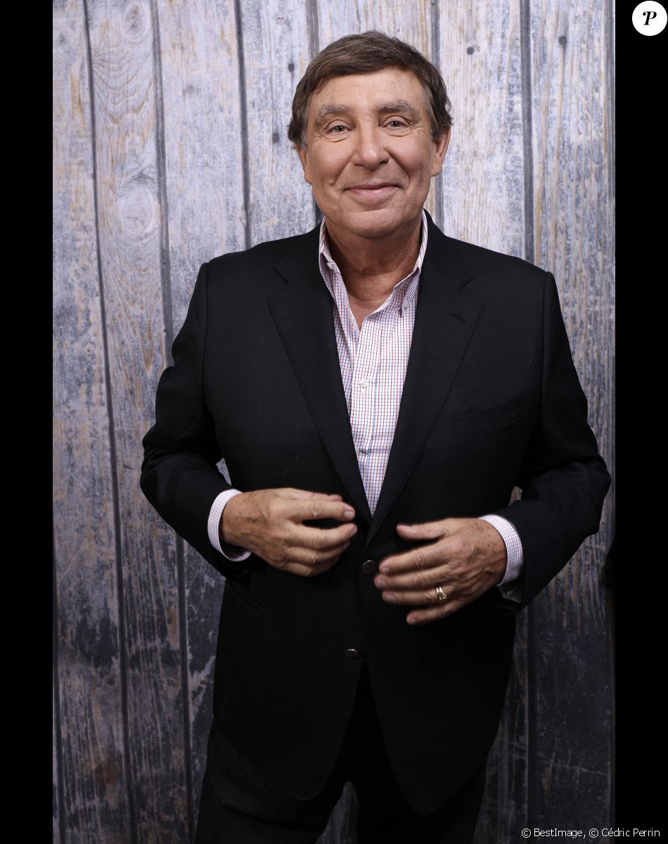 Rendez-vous portrait en studio avec Jean-Pierre Foucault à Paris le 9 novembre 2017. © Cédric Perrin / Bestimage