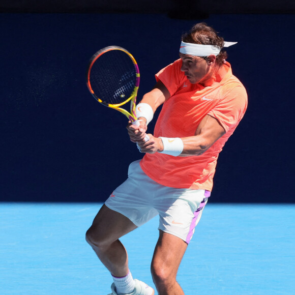 Rafael Nadal bat Laslo Djere (6-3, 6-4, 6-1) lors de sa préparation à l'Open d'Australie à Melbourne, le 9 février 2021.