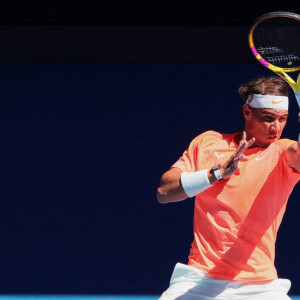 Rafael Nadal bat Laslo Djere (6-3, 6-4, 6-1) lors de sa préparation à l'Open d'Australie à Melbourne, le 9 février 2021.