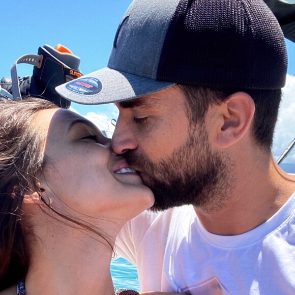 Marine Lorphelin profite d'une journée bateau avec son fiancé Christophe en Nouvelle-Calédonie - Instagram, 13 février 2021