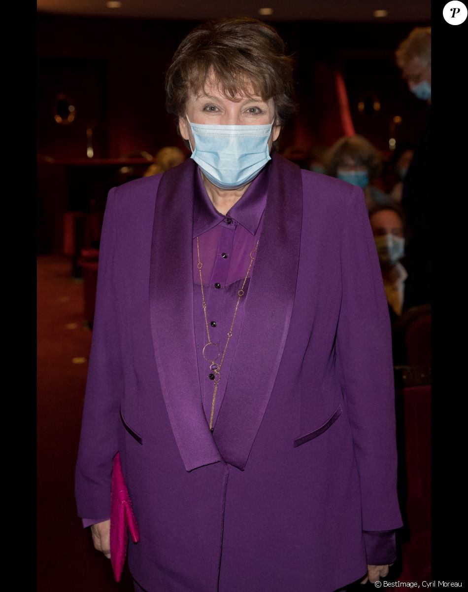 Exclusif - Roselyne Bachelot - La Ministre de La Culture Roselyne Bachelot s'est rendue a l'ouverture du Théâtre Marigny, le 30 septembre 2020 à Paris. © Cyril Moreau / Bestimage