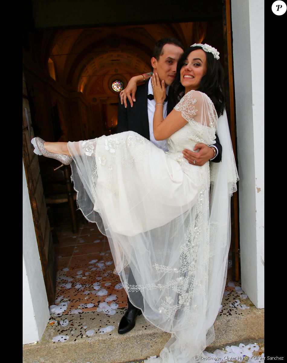 Exclusif - Mariage religieux en l'église de Villanova d' Alizée et Grégoire Lyonnet - Villanova le 18 juin 2016 © Olivier Huitel - Olivier Sanchez / Bestimage - Crystal