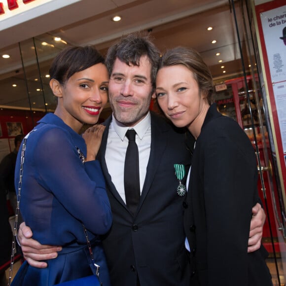 Exclusif - Sonia Rolland Jalil Lespert et Laura Smet - Jalil Lespert est décoré Chevalier dans l'Ordre des Arts et des Lettres par Yannick Bolloré lors d'une cérémonie organisée au cinéma Mac Mahon à Paris, le 9 juin 2015.