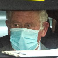 Prince Charles, les larmes aux yeux : visite à son père le prince Philip, toujours à l'hôpital