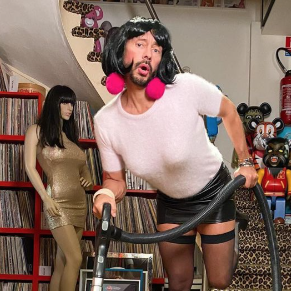 Bob Sinclar s'inspire du tube 'I Want To Break Free' du groupe Queen.