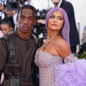 Travis Scott et sa compagne Kylie Jenner - Arrivées des people à la 71ème édition du MET Gala (Met Ball, Costume Institute Benefit) sur le thème "Camp: Notes on Fashion" au Metropolitan Museum of Art à New York, le 6 mai 2019.