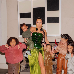 Kim Kardashian, ses enfants Saint, Psalm, Chicago et North, et sa nièce Dream. Décembre 2020.