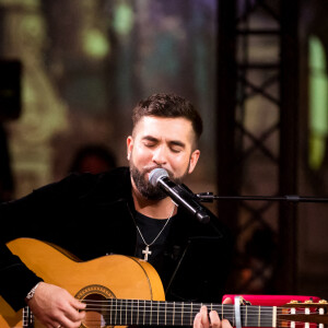 Exclusif - Kendji Girac - Enregistrement de l'émission "Surprise Sur Prise" à l'Atelier des Lumières à Paris, qui sera diffusée le 27 février sur France 2. Le 15 février 2021 © Tiziano Da Silva / Bestimage 