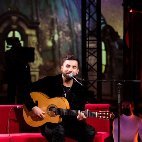 Exclusif - Cyril Féraud et Kendji Girac - Enregistrement de l'émission "Surprise Sur Prise" à l'Atelier des Lumières à Paris, qui sera diffusée le 27 février sur France 2. Le 15 février 2021 © Tiziano Da Silva / Bestimage 