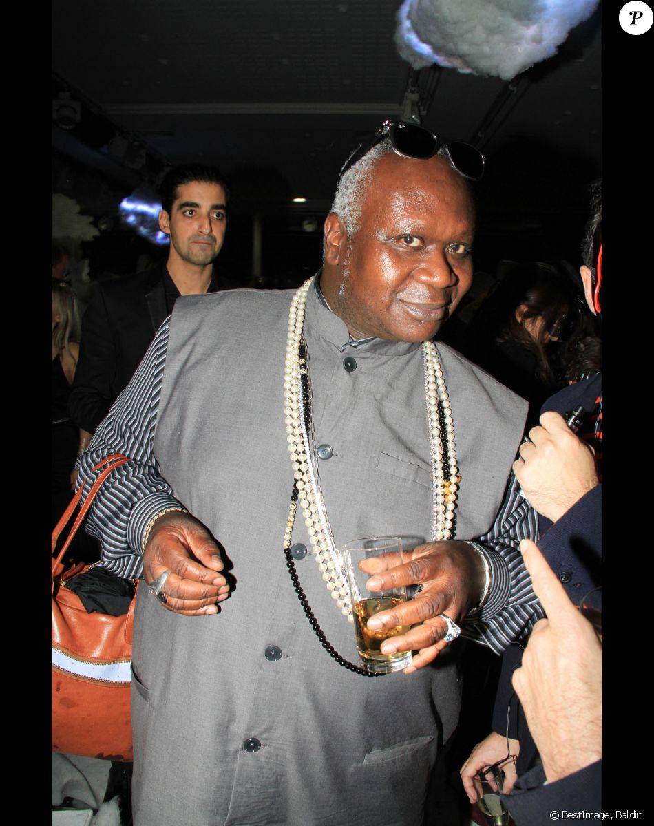 Magloire - Soirée "Bal Masqué" pour le 40ème anniversaire de la société Dorcel au Pavillon d'Armenonville à Paris, le 18 octobre 2019. © Baldini/Bestimage