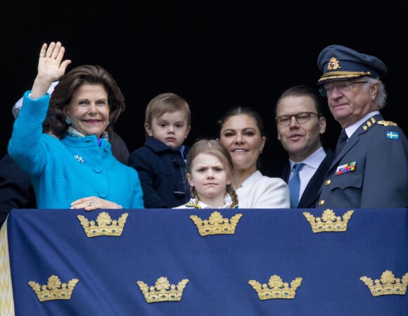 La reine Silvia, le prince Oscar, la princesse Estelle, la princesse Victoria, le prince Daniel et le roi Carl Gustav - Célébration du 72ème anniversaire du roi de Suède au palais royal à Stockholm. Le 30 avril 2018