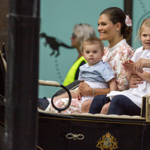 La princesse Victoria de Suède lors d'un cortège à l'occasion de son 40ème anniversaire en assistant à une messe en compagnie de son mari, le prince Daniel et de leurs enfants, la princesse Estelle et le prince Oscar au palais Royal de Stockholm en Suède, le 14 juillet 2017.